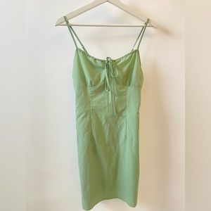 Green dress short,simple, and flowy